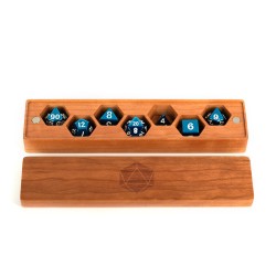 Wooden Dice Vault - kirsebærtræ