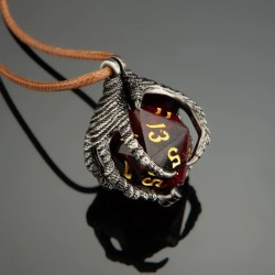 Dragon's Claw Necklace with Random D20 - Sølv